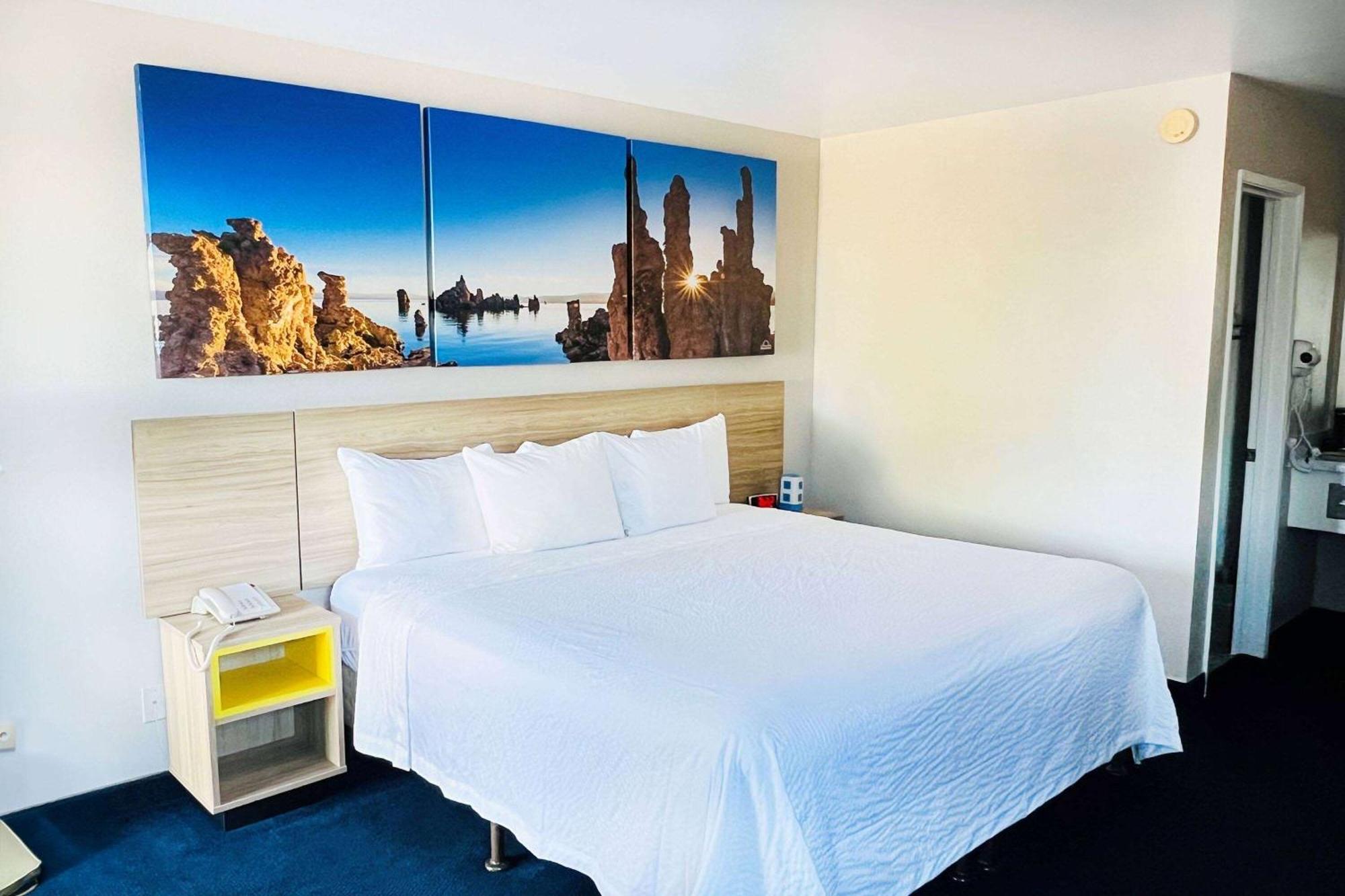 Days Inn By Wyndham Ridgecrest Near China Lake Naval Station מראה חיצוני תמונה