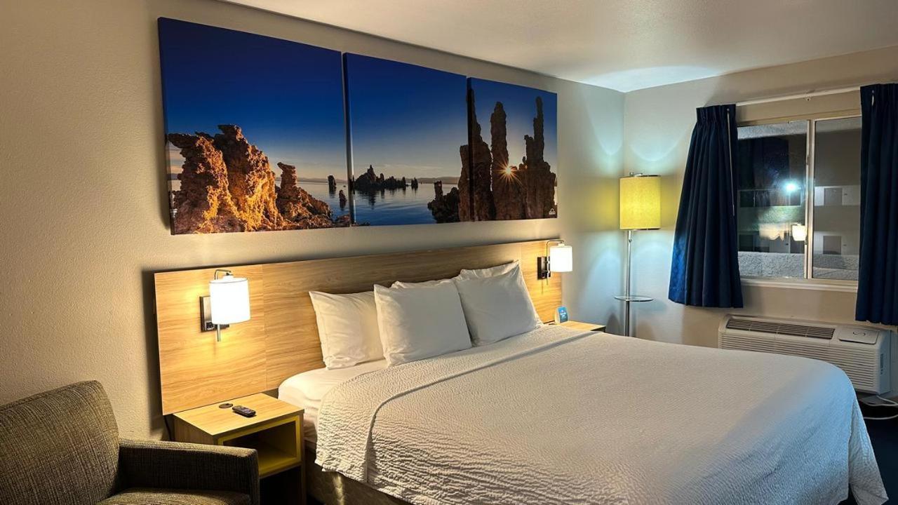 Days Inn By Wyndham Ridgecrest Near China Lake Naval Station מראה חיצוני תמונה