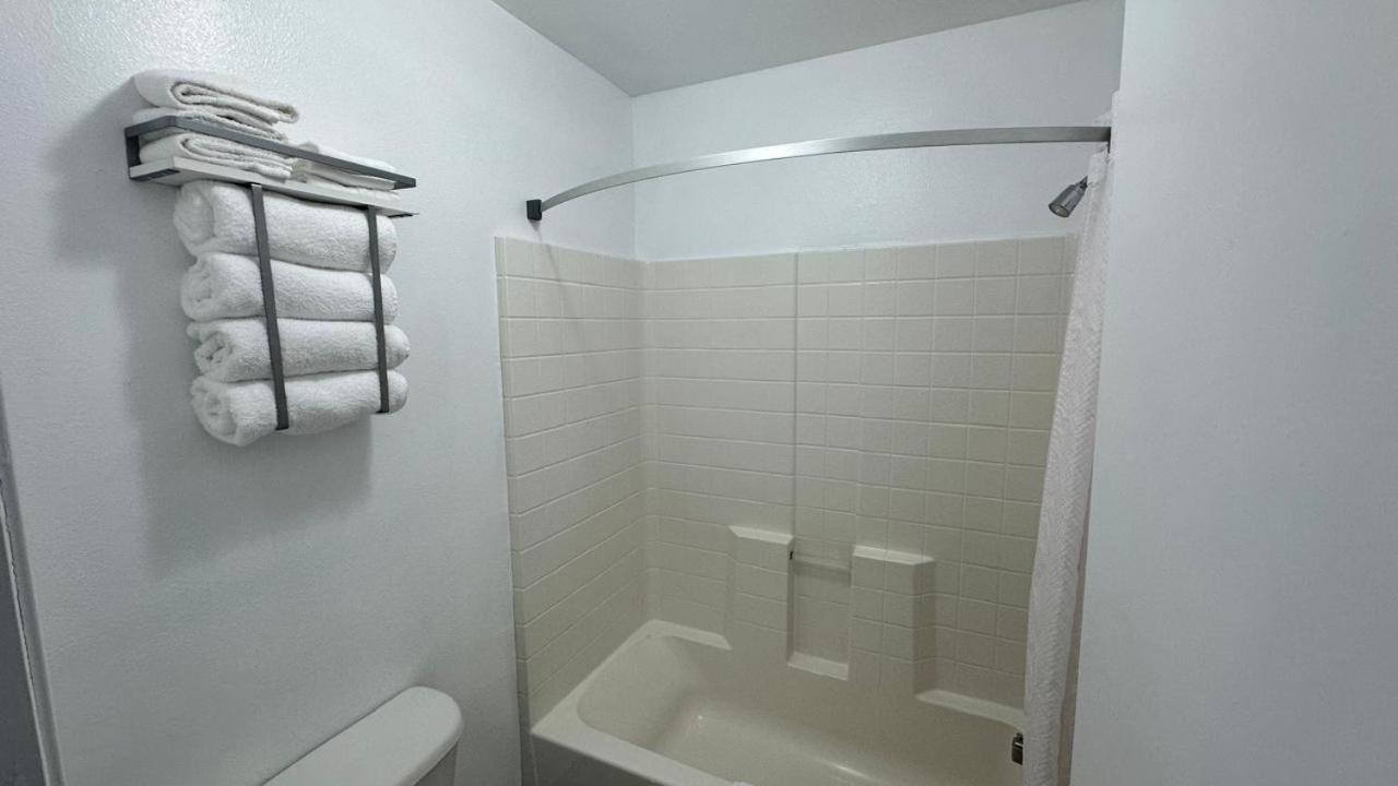 Days Inn By Wyndham Ridgecrest Near China Lake Naval Station מראה חיצוני תמונה