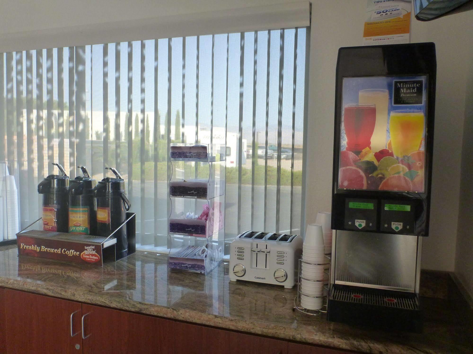 Days Inn By Wyndham Ridgecrest Near China Lake Naval Station מראה חיצוני תמונה